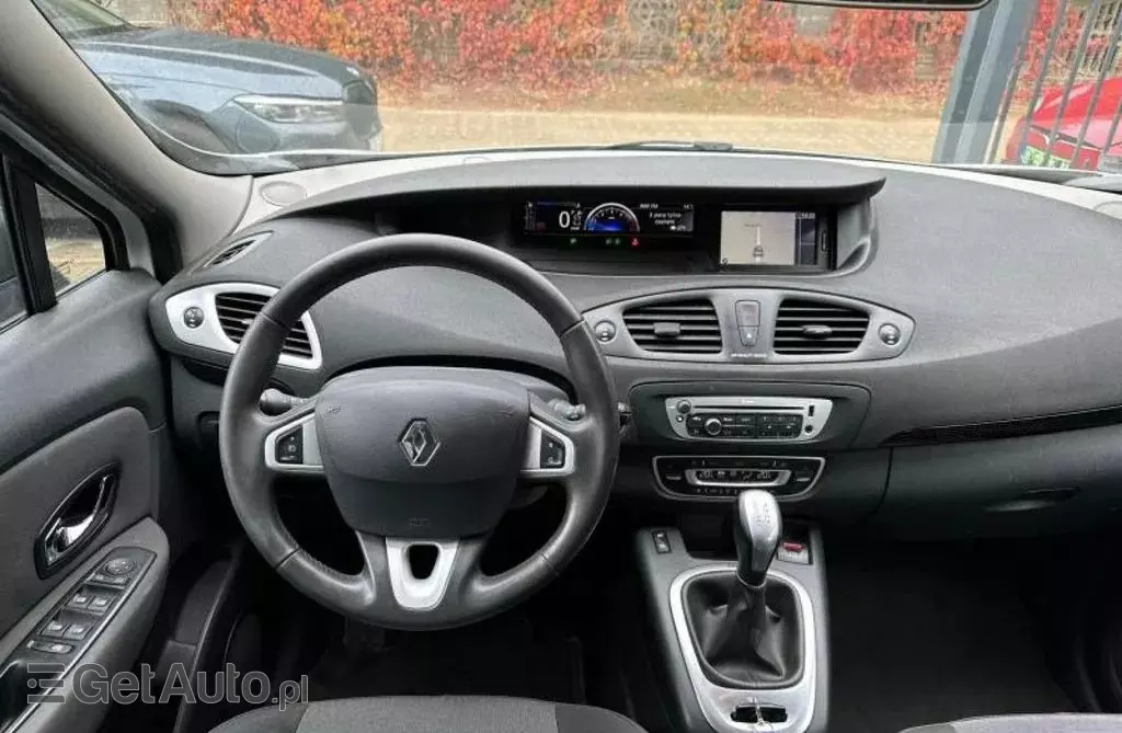 RENAULT Grand Scenic 