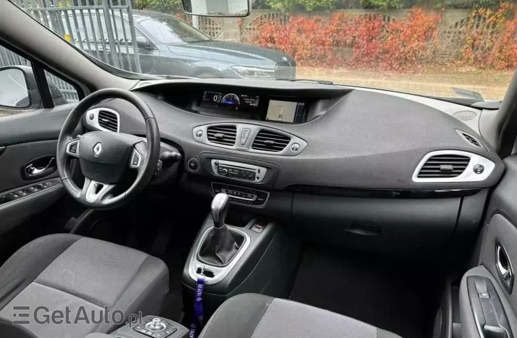 RENAULT Grand Scenic 