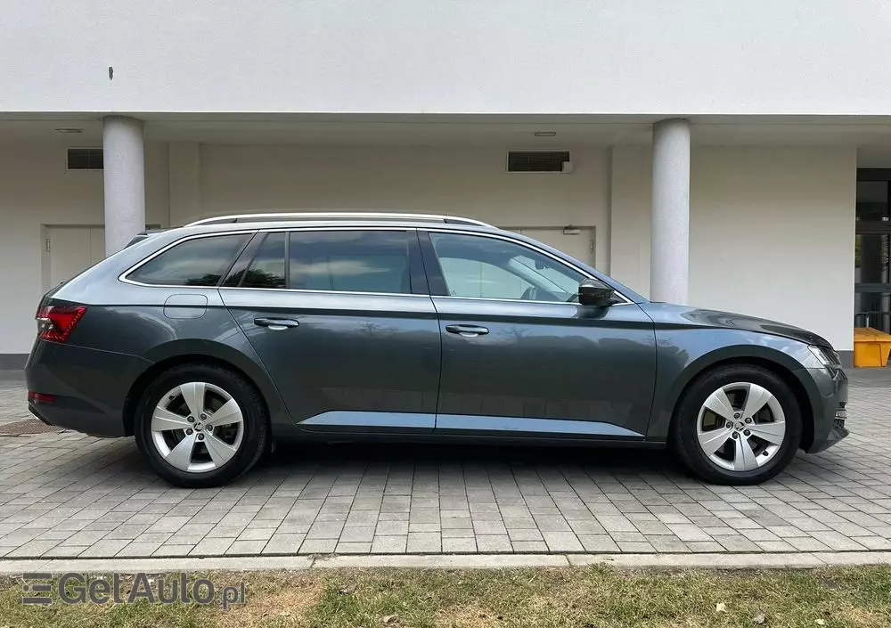 SKODA Superb 2.0 TSI 4x4 Style DSG