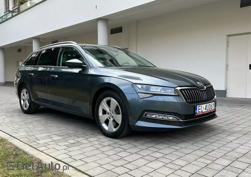 SKODA Superb 2.0 TSI 4x4 Style DSG