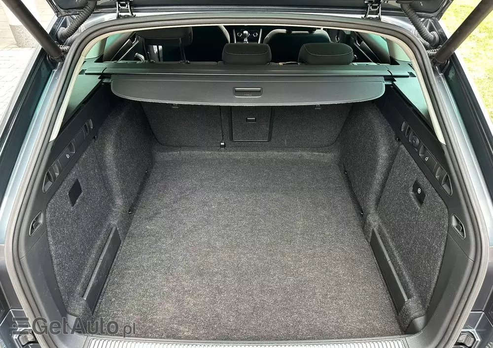 SKODA Superb 2.0 TSI 4x4 Style DSG