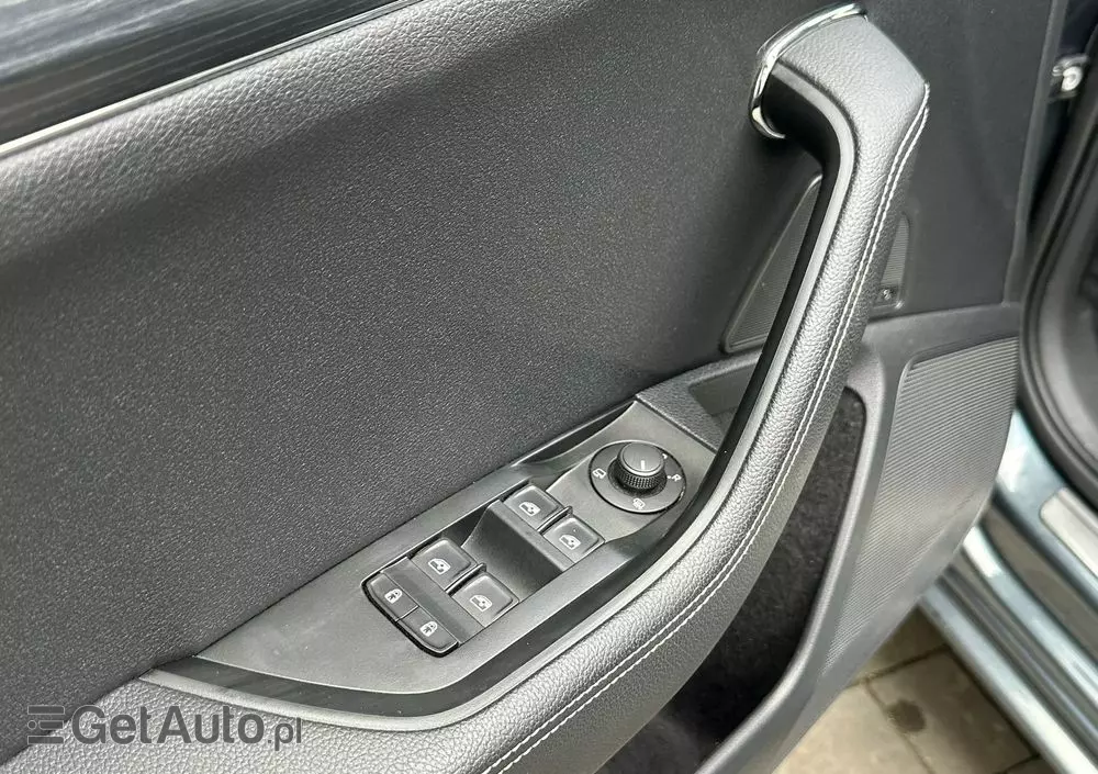 SKODA Superb 2.0 TSI 4x4 Style DSG