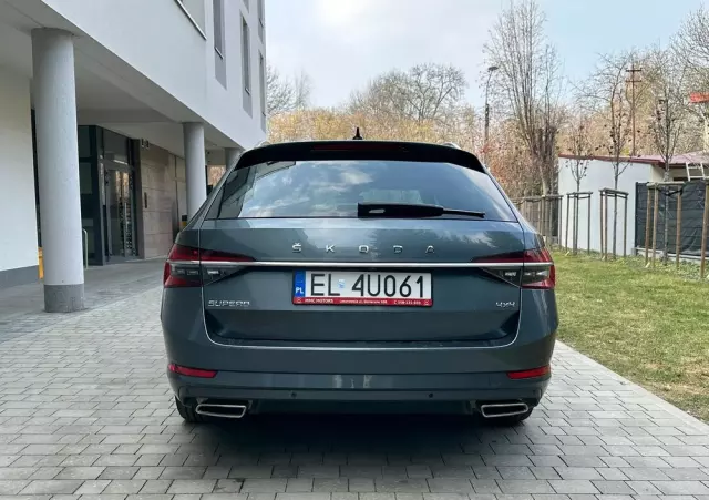 SKODA Superb 2.0 TSI 4x4 Style DSG