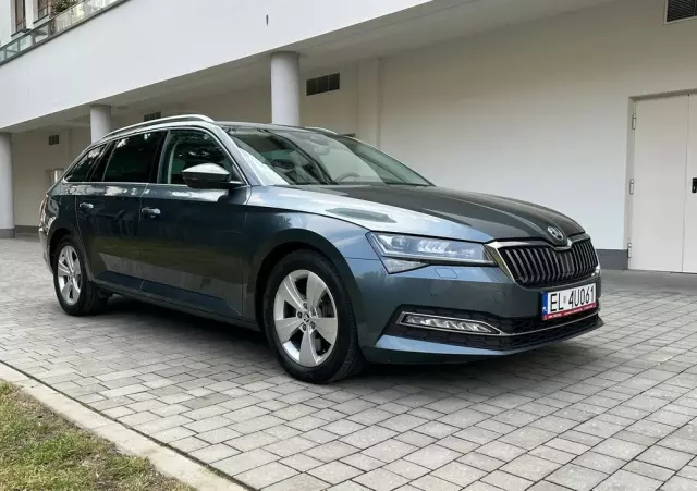 SKODA Superb 2.0 TSI 4x4 Style DSG