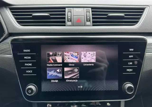 SKODA Superb 2.0 TSI 4x4 Style DSG