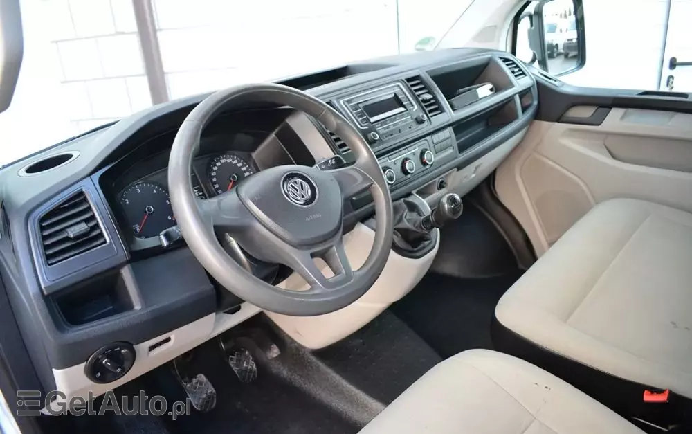 VOLKSWAGEN TRANSPORTER T6 DOKA 