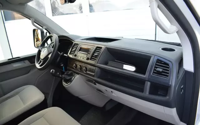 VOLKSWAGEN TRANSPORTER T6 DOKA 