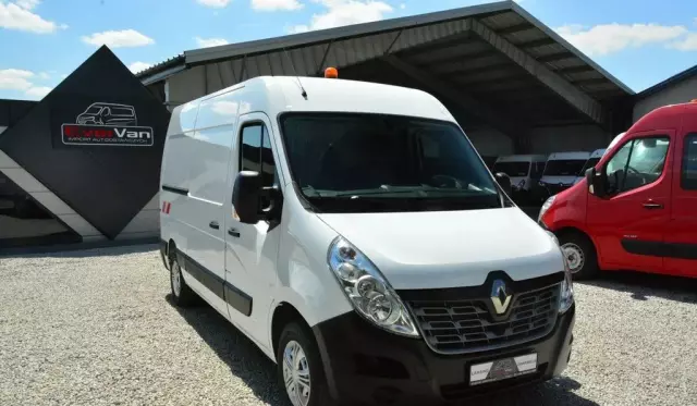 RENAULT Master 