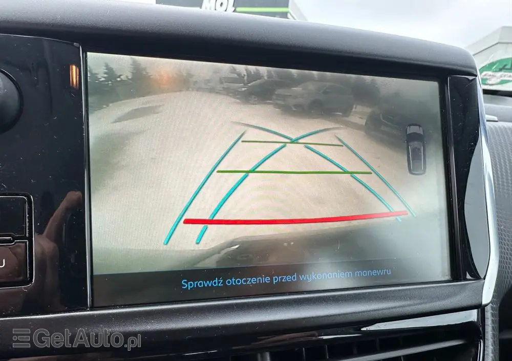 PEUGEOT 2008 PureTech 82 Allure