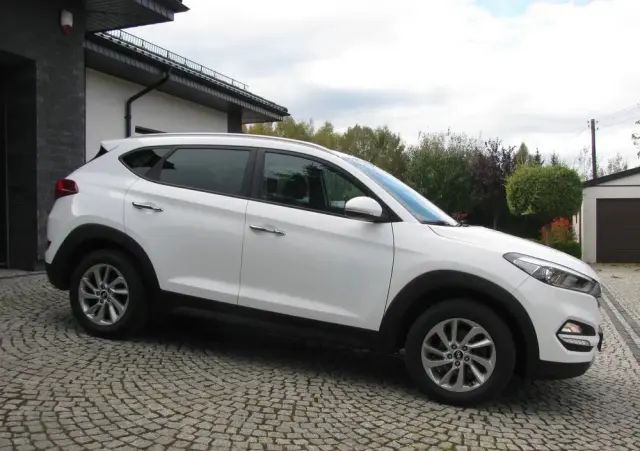 HYUNDAI Tucson 1.6 GDI BlueDrive Style 2WD