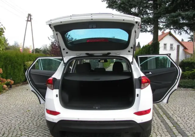 HYUNDAI Tucson 1.6 GDI BlueDrive Style 2WD