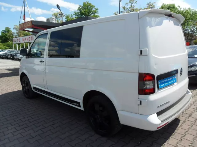 VOLKSWAGEN Transporter 