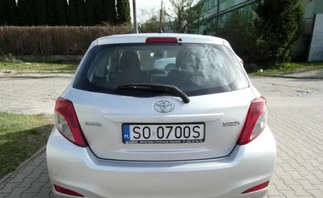 TOYOTA Yaris 
