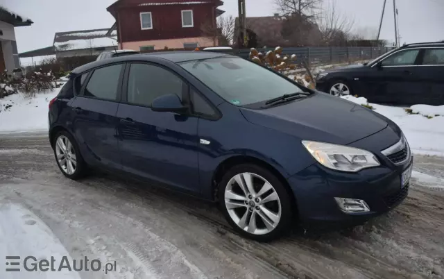 OPEL Astra 1.6 Edition