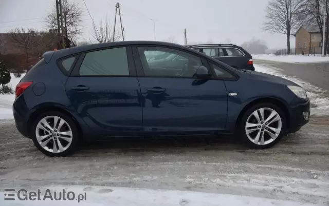 OPEL Astra 1.6 Edition
