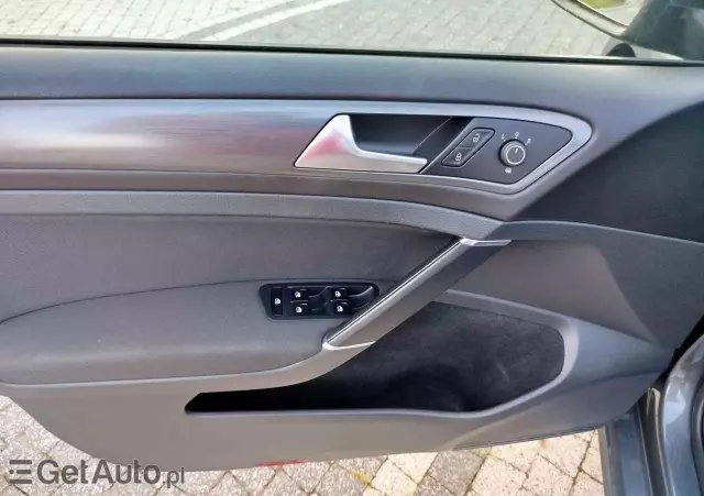VOLKSWAGEN Golf VII 1.6 TDI BMT Highline