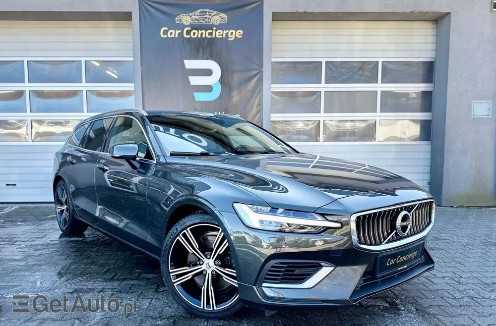 VOLVO V60 T6 AWD Plug-In Hybrid Inscription Expression