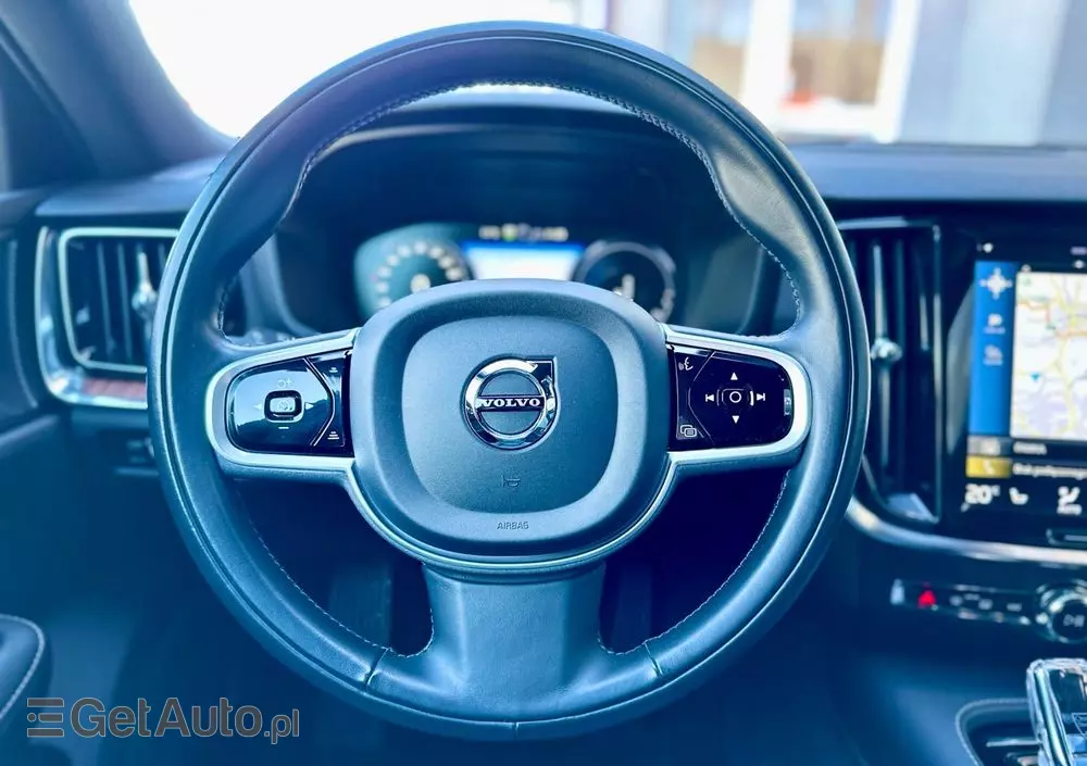 VOLVO V60 T6 AWD Plug-In Hybrid Inscription Expression