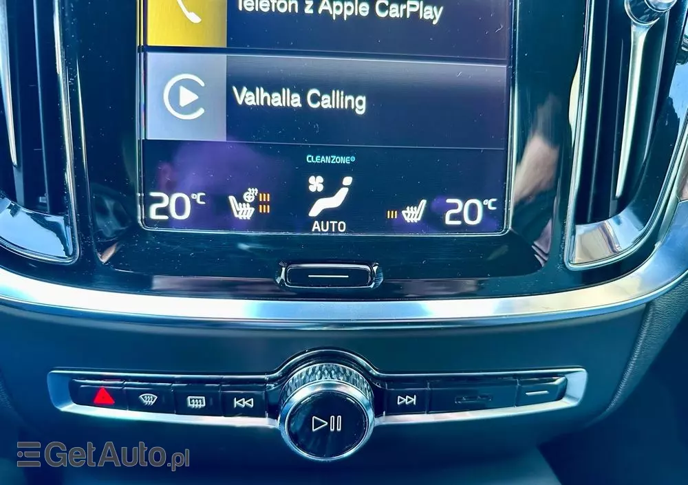 VOLVO V60 T6 AWD Plug-In Hybrid Inscription Expression