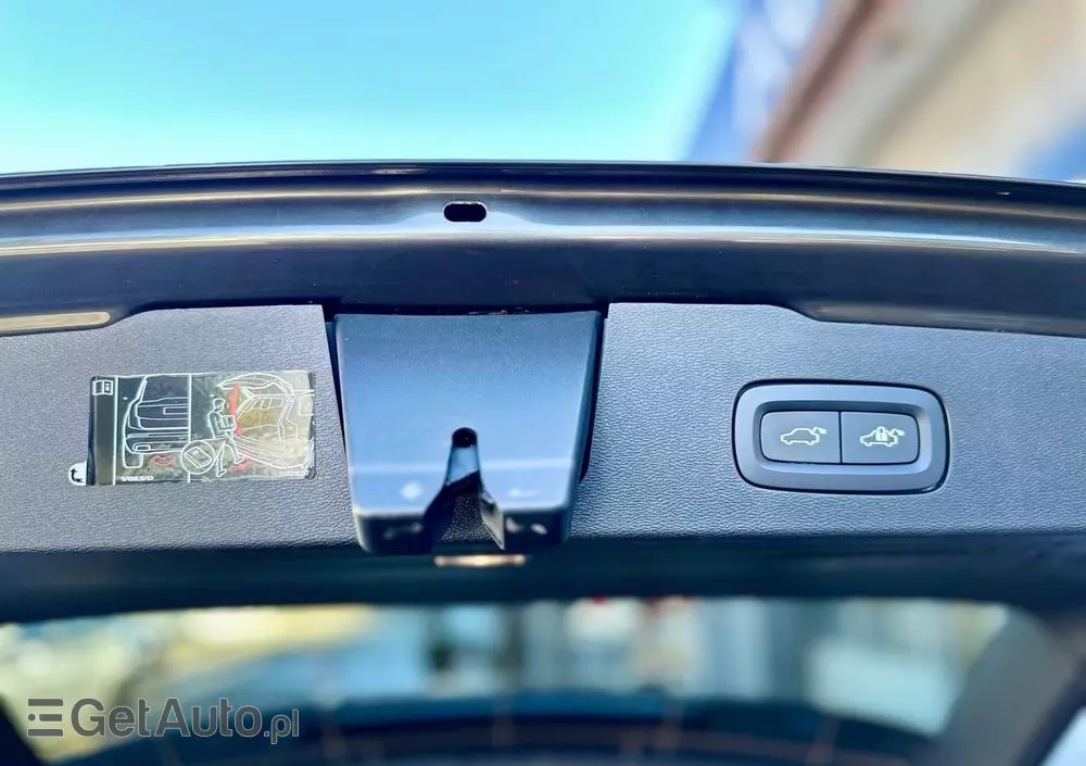 VOLVO V60 T6 AWD Plug-In Hybrid Inscription Expression