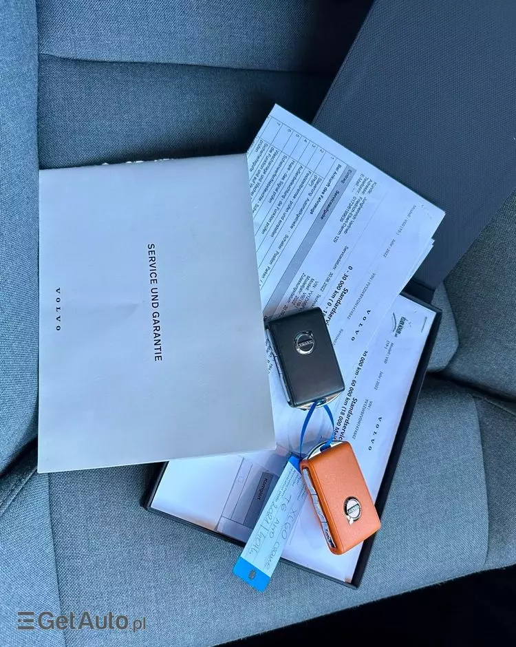 VOLVO V60 T6 AWD Plug-In Hybrid Inscription Expression