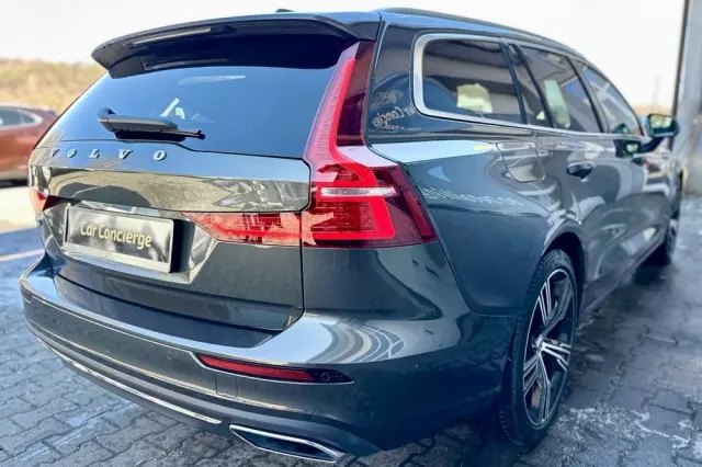 VOLVO V60 T6 AWD Plug-In Hybrid Inscription Expression