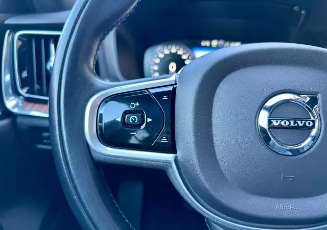 VOLVO V60 T6 AWD Plug-In Hybrid Inscription Expression