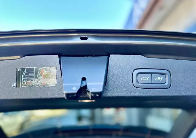 VOLVO V60 T6 AWD Plug-In Hybrid Inscription Expression