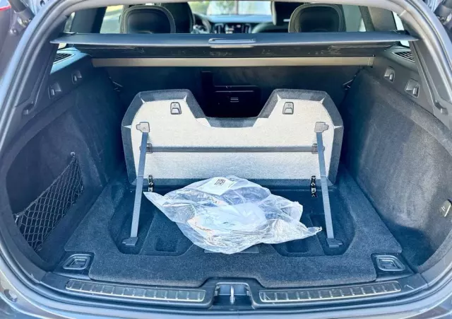 VOLVO V60 T6 AWD Plug-In Hybrid Inscription Expression