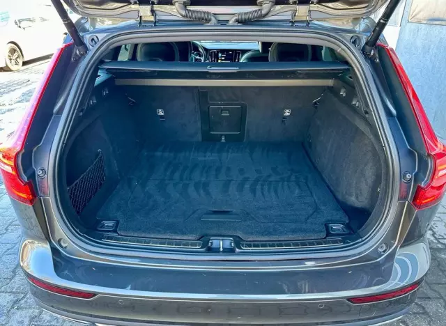 VOLVO V60 T6 AWD Plug-In Hybrid Inscription Expression