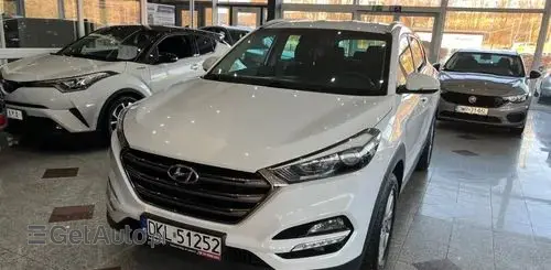 HYUNDAI Tucson 