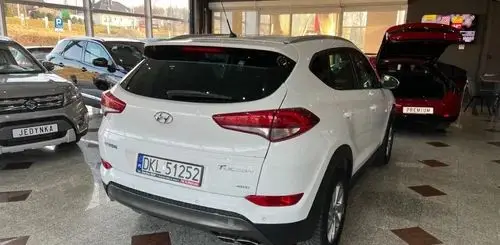HYUNDAI Tucson 