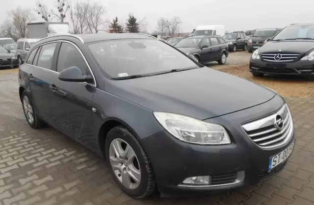 OPEL Insignia 