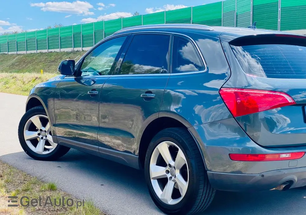 AUDI Q5 2.0 TFSI quattro tiptronic