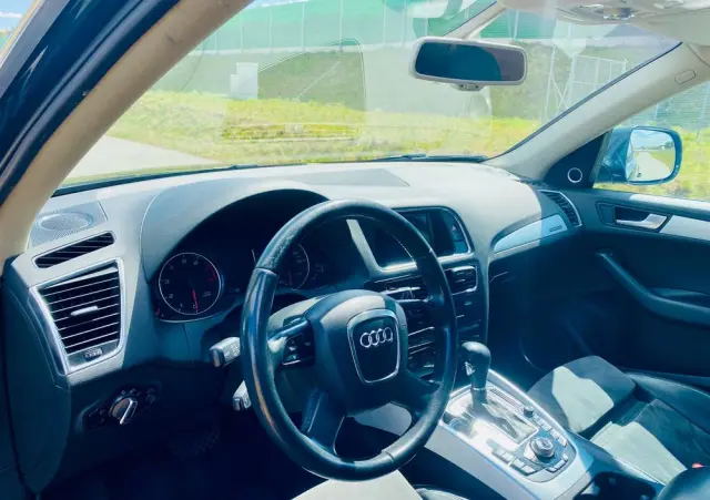 AUDI Q5 2.0 TFSI quattro tiptronic