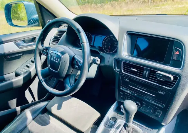 AUDI Q5 2.0 TFSI quattro tiptronic