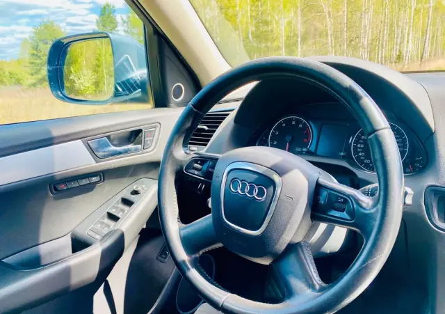 AUDI Q5 2.0 TFSI quattro tiptronic