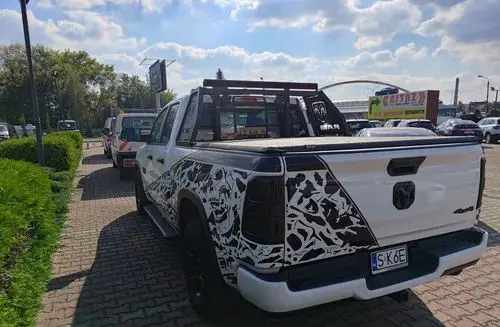 DODGE RAM 