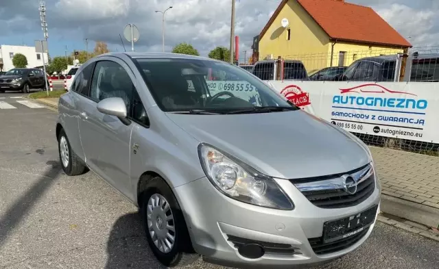 OPEL Corsa 