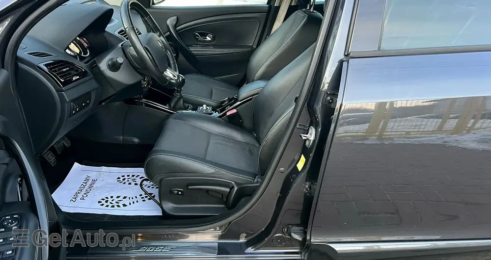 RENAULT Megane ENERGY dCi 130 Start & Stop Bose Edition