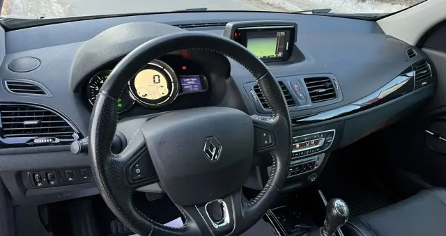 RENAULT Megane ENERGY dCi 130 Start & Stop Bose Edition