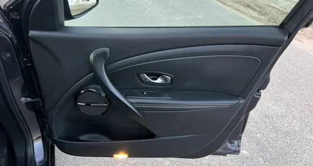 RENAULT Megane ENERGY dCi 130 Start & Stop Bose Edition