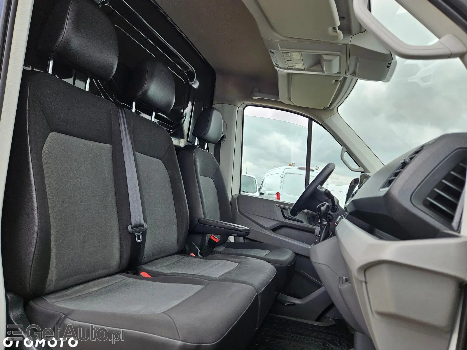 VOLKSWAGEN Crafter L