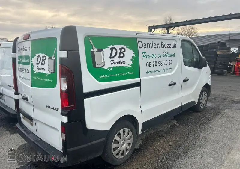 RENAULT TRAFIC 