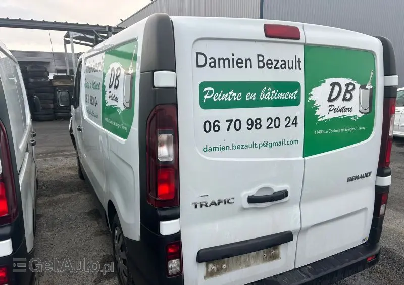 RENAULT TRAFIC 