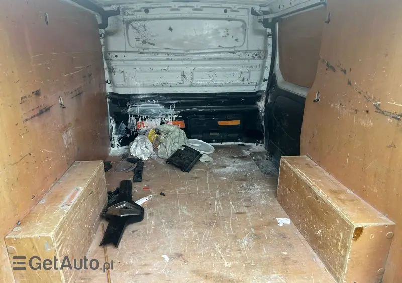 RENAULT TRAFIC 