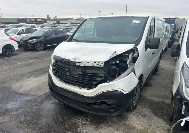 RENAULT TRAFIC 
