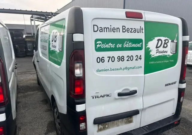 RENAULT TRAFIC 