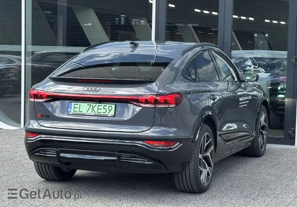 AUDI SQ6 Sportback e-tron 