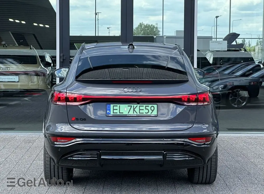AUDI SQ6 Sportback e-tron 